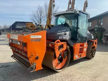 Tandemové válce 2015 Hamm DV+ 90i V/O MIETE / RENTAL (12000619) (5)