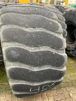 Ostatní 0 Bridgestone (406) 750/65R25 ** Reifen / tyre (5)