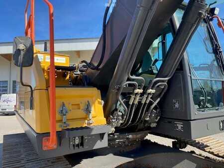 Rupsgraafmachines 2019 Volvo EC 220 E L Miete / RENTAL (12001050) (13)