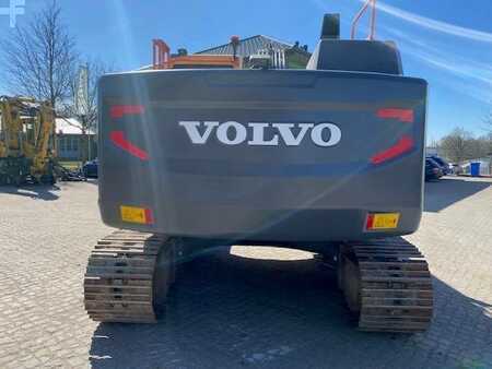 Rupsgraafmachines 2019 Volvo EC 220 E L Miete / RENTAL (12001050) (3)