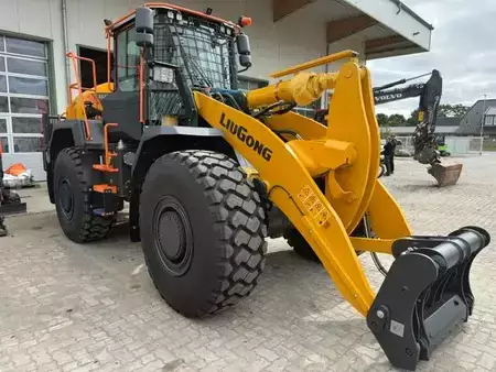 Ładowarki kołowe 2026 LiuGong 856 T (2)