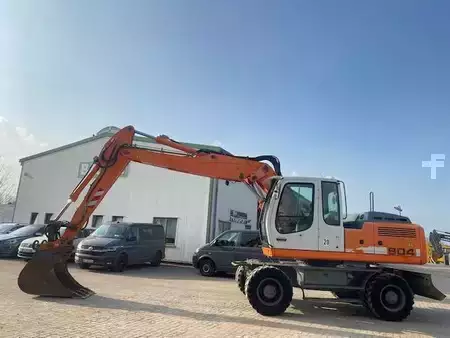 Mobilbagger 2012 Liebherr A 904 C Litronic12005750) (1)