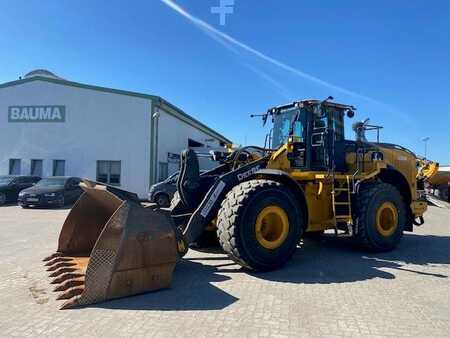 Pyöräkuormaajat 2023 John Deere 744 P MIETE / RENTAL (12002124) (1)