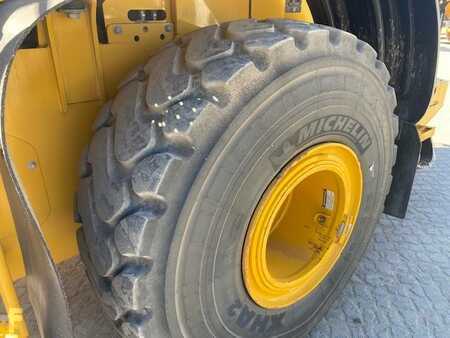 Pyöräkuormaajat 2023 John Deere 744 P MIETE / RENTAL (12002124) (19)