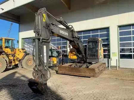 Excavadoras de cadenas 2019 Volvo ECR 235 E L MIETE / RENTAL (12001016) (8)