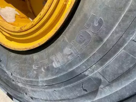 Ładowarki kołowe 2023 John Deere 744 P MIETE / RENTAL (12002125) (13)