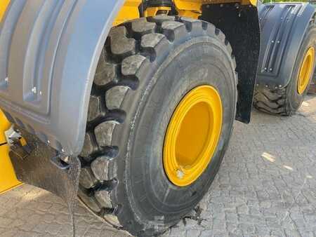Pale Gommate 2023 John Deere 744 P MIETE / RENTAL (12002126) (16)