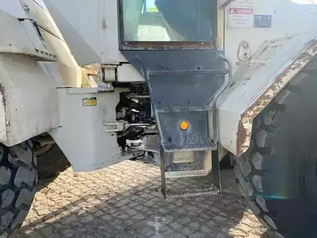 Kerekes rakodó 1997 Liebherr L 531 (12005664) (17)