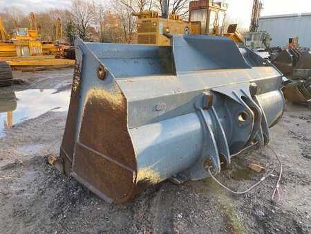 Chargeuse sur pneus 0 Liebherr (1884) L 586 Schaufel / bucket (4)
