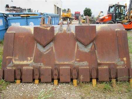 Chargeuse sur pneus 0 Liebherr (1884) L 586 Schaufel / bucket (8)