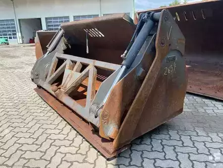 Acessórios 2016 Seiler (2654) 2.5 cbm Seiler Schaufel / bucket (1)