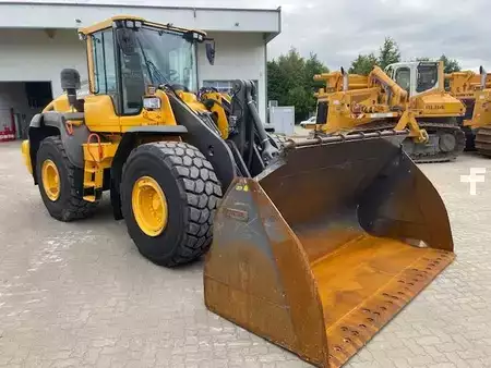 Kolové nakladače 2023 Volvo L 110 H (12005912) (7)