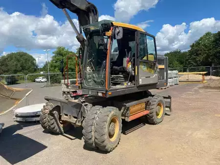 Mobilní bagry 2017 Volvo EW 160 E (12005978) (1)
