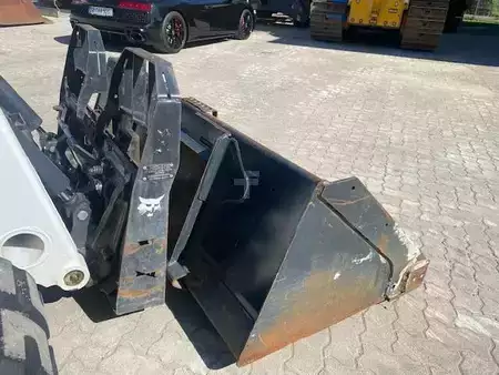 Kompakt lastare 2023 Bobcat T 76 MIETE / RENTAL (12005887) (10)
