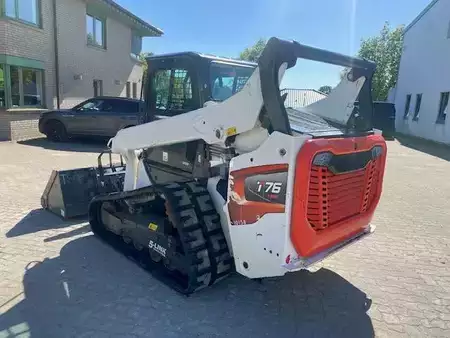 Kompakt lastare 2023 Bobcat T 76 MIETE / RENTAL (12005887) (3)