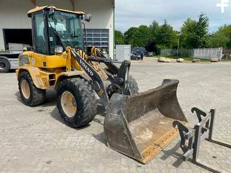 Pyöräkuormaajat 2018 Volvo L 30 G (12002131) (6)