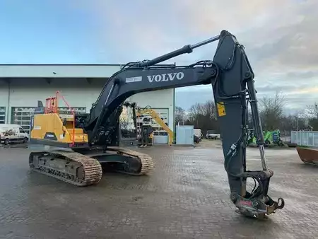 Rupsgraafmachines 2019 Volvo EC 250 E NL MIETE / RENTAL (12001054) (7)