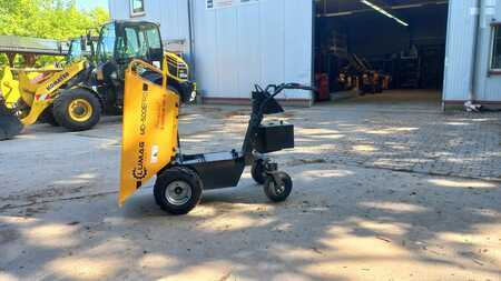 Rýpadlo-nakladače zlomu 2023 Lumag MD-500EPRO (7)