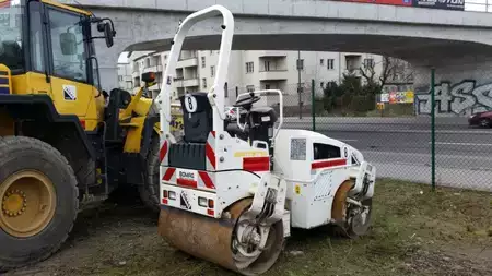 Tandemruller 2010 BOMAG BW120AD-4 (8)