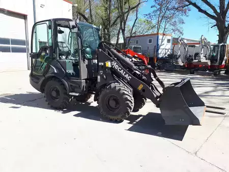 Hjullastare 2023 Mecalac MCL8 (12)