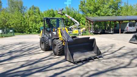 Kolové nakladače 2024 Mecalac AX850 (20)