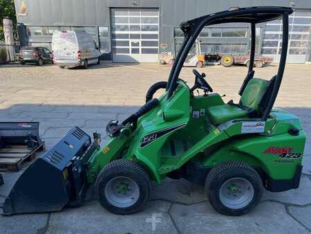 Hjullastare 2019 Avant Tecno M423MSDTG (1)