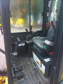 Minigraver 2022 Komatsu PC16R-3HS K (14)