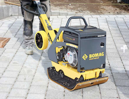Compactador de placa 2025 BOMAG BPR25/50D (2)