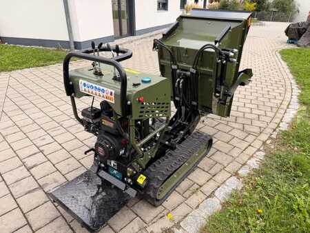 Rýpadlo-nakladače zlomu 2025 Lumag VH5PRO (2)