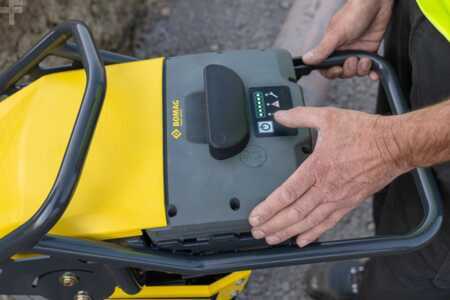 Compacteur à plaque 2021 BOMAG BT60e (6)