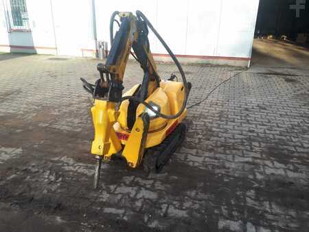 Other 2016 Brokk B60 (18)