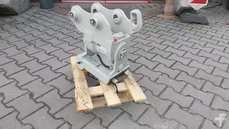 Altri 2024 Lehnhoff Schnellwechsel HS03 mit Powertilt und Lasthaken (13)