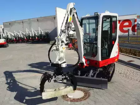 Minibagry 2026 Takeuchi TB216A (8)