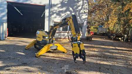 Ostatní 2020 Brokk B200 (6)