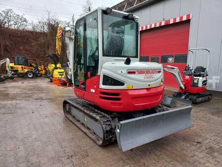 Kompakt-Baggerlader 2023 Takeuchi TB250-2 (4)