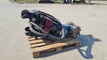 Anbauteile 2017 Rockwheel G5 Twin Drive mit Holp Rotator RT121 (4)