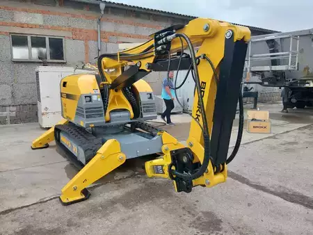 Outro 2014 Brokk B400 (4)
