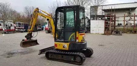 Mini excavators 2015 Komatsu PC26MR-3 K (5)
