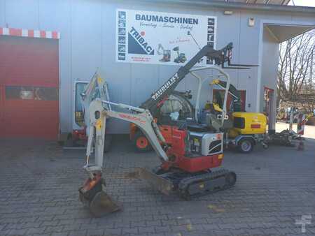 Mini kotrógép 2022 Takeuchi TB210R (7)