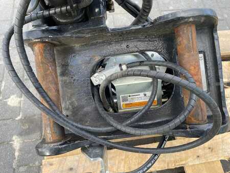 Osprzęt 2019 Steelwrist X06 S40 | TILT ROTATOR | VLS | FPL | FF | NEW / UN (11)