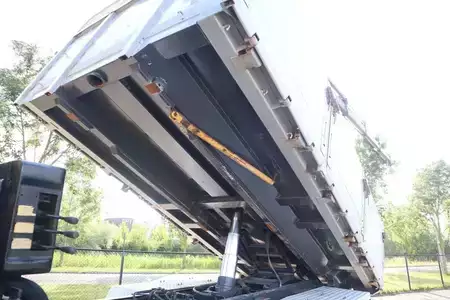 Mobile Cranes 2006 MAN TGA 33.480 | 6X4 | HIAB 166E-5 | KIPPER | EURO 3 | (9)