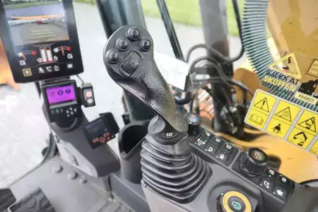 Escavadora de rastos 2020 Caterpillar 320 07C | BUCKET | QUICK COUPLER (19)