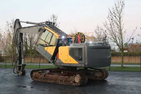 Rupsgraafmachines 2015 Volvo EC 250 EL | OILQUICK | DYNASET | TILT CABIN (3)