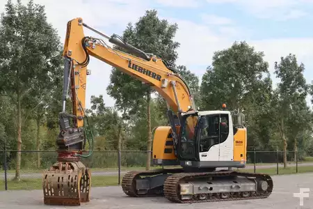 Kettenbagger 2018 Liebherr R926 K LC COMPACT | SORTING GRAB | QUICK COUPLER (2)