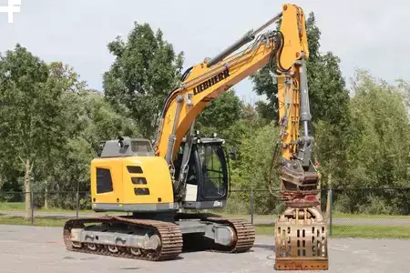Kettenbagger 2018 Liebherr R926 K LC COMPACT | SORTING GRAB | QUICK COUPLER (5)