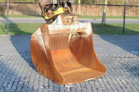 Koparki gąsienicowe 2016 Caterpillar 325 F LCR | ROTOTILT | BUCKET | GPS PREPARED (10)