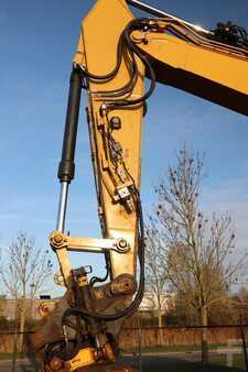 Koparki gąsienicowe 2016 Caterpillar 325 F LCR | ROTOTILT | BUCKET | GPS PREPARED (8)