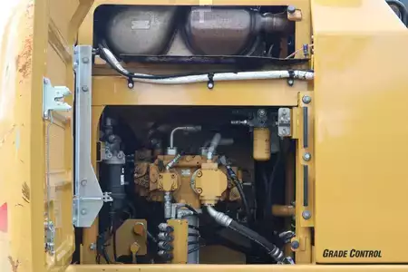 Korečková rýpadla 2017 Caterpillar 323 FL | 3D GPS | ROTOTILT | RIPPER | 3X BUCKET (16)