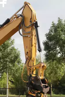 Korečková rýpadla 2017 Caterpillar 323 FL | 3D GPS | ROTOTILT | RIPPER | 3X BUCKET (7)