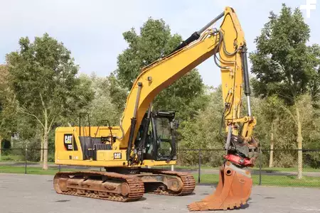 Escavadora de rastos 2018 Caterpillar 323 07A | ROTOTILT | QUICK COUPLER | BUCKET (5)